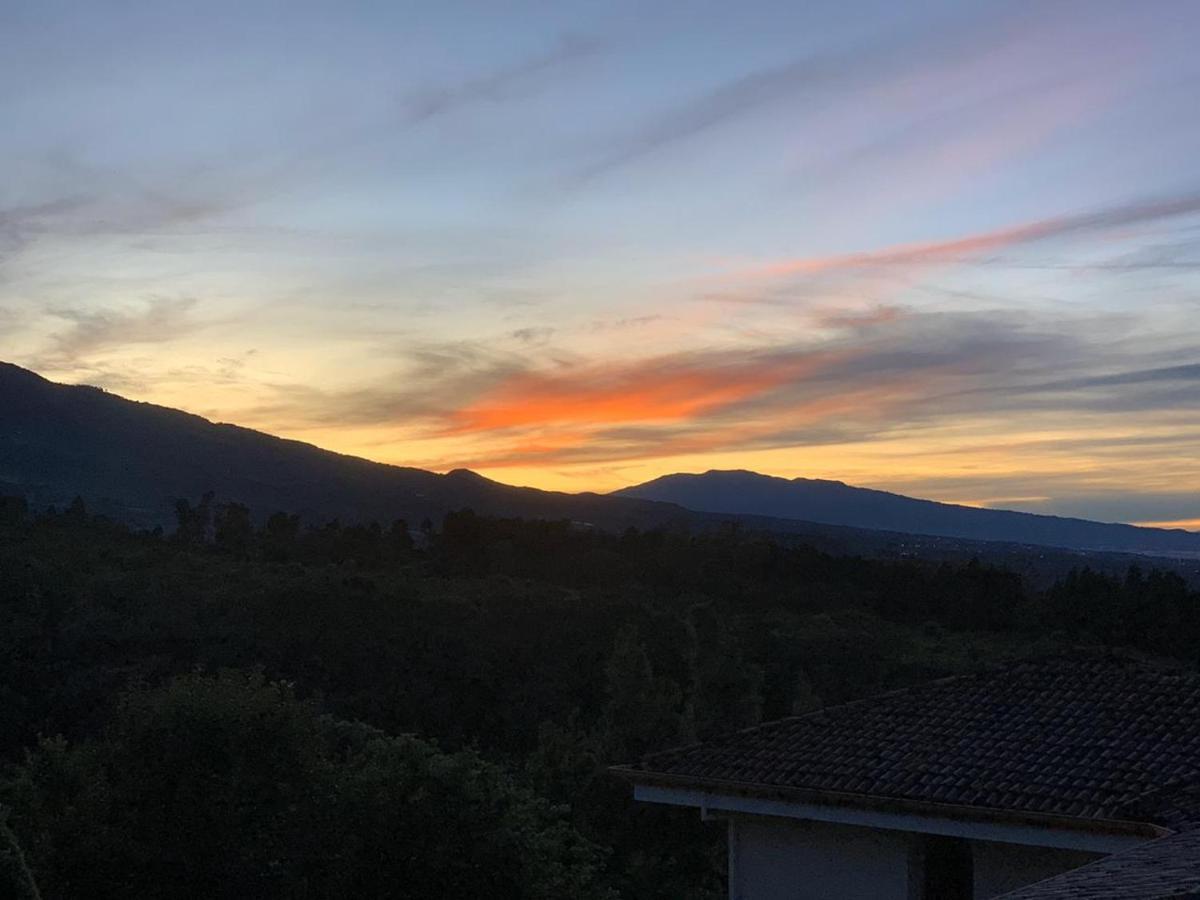 La Cabana Poas Bagian luar foto